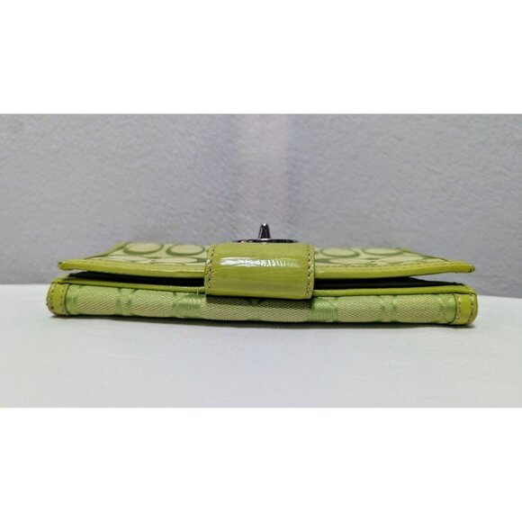 Coach Signature Canvas Patent Leather Turn Lock Long Wallet Lime Green Silver - Picture 3 of 12